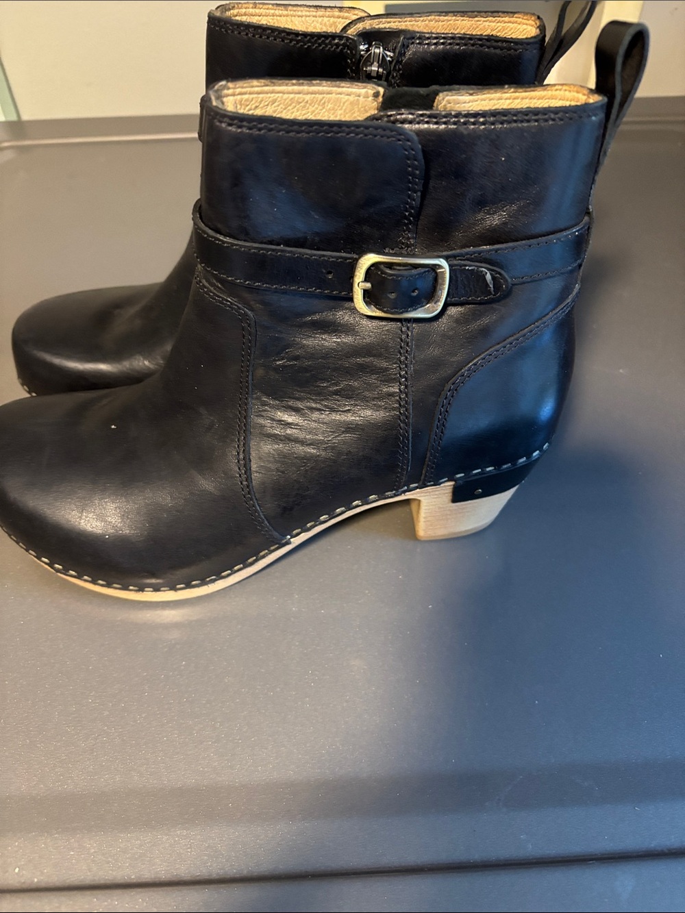 Women's Dansko Black Leather Ankle Boots with Buckle 39